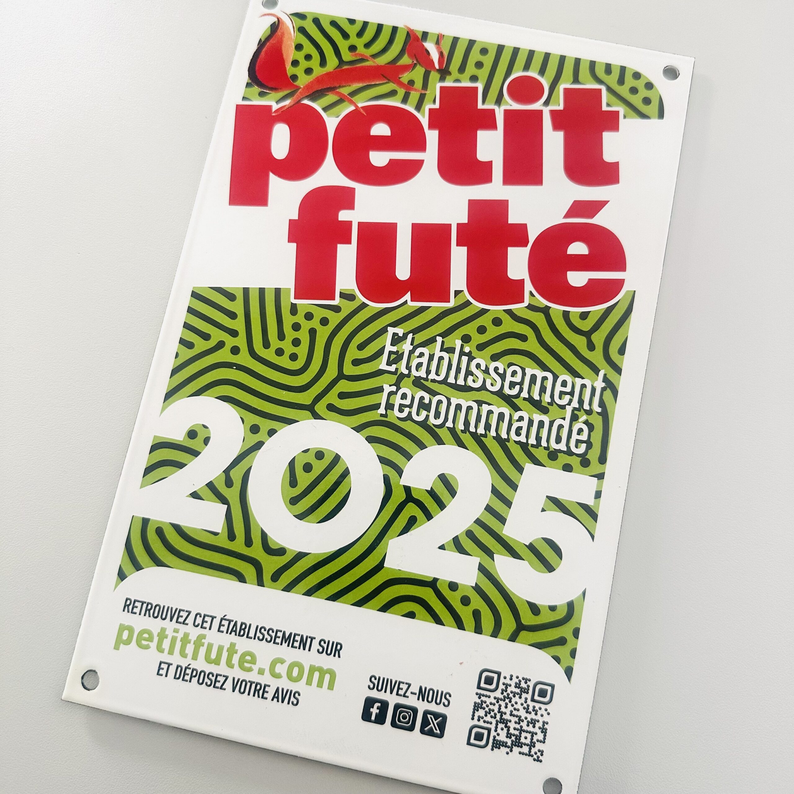 Image sans pertinence pour le voyage ou l'agence de voyage. Aucune description d'image générée.