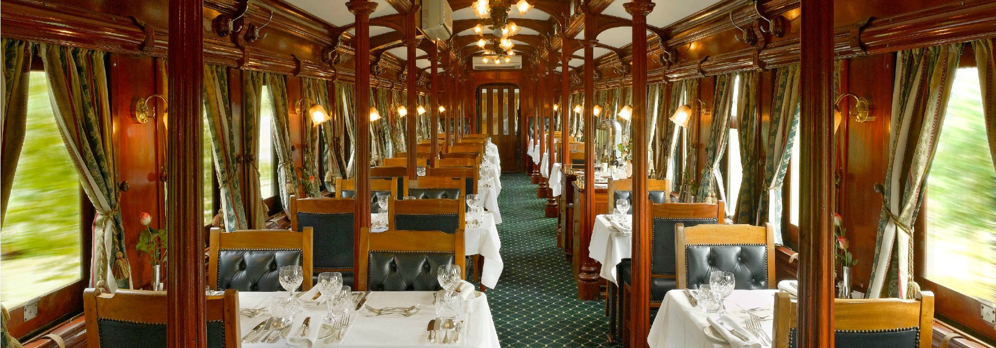 23_south-africa-holiday-rovos-rail-dining-car